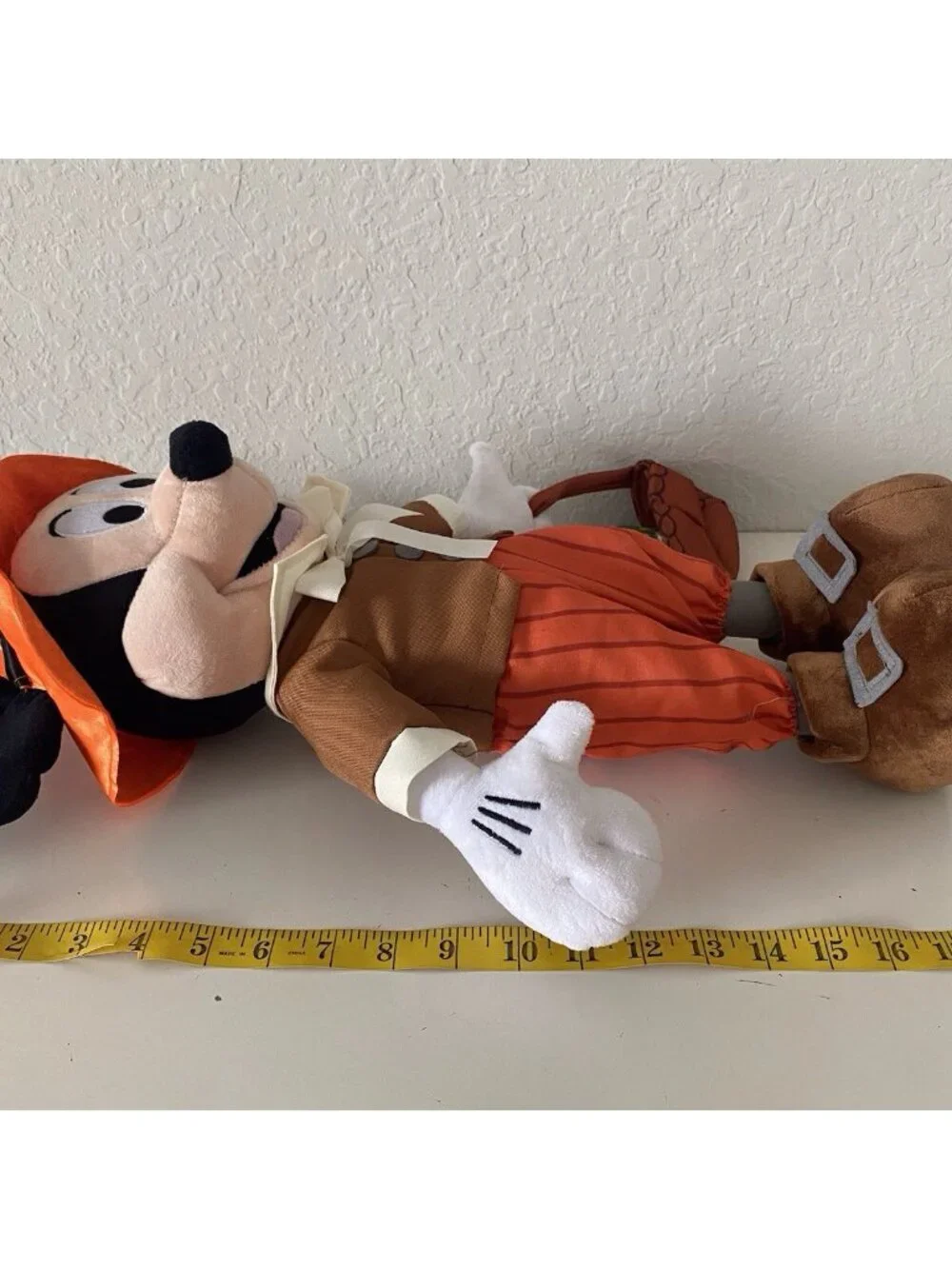 Disney Mickey Minnie Pilgrim Door Porch Greeter Fall Harvest Thanksgiving Autumn